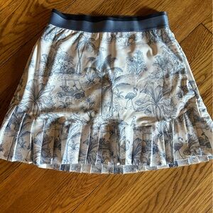 Lady Hagen XS white with light blue print golf skort